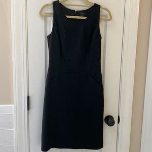 Beautiful tailored J.Crew black dress in all season super 120s merino wool Sz 2